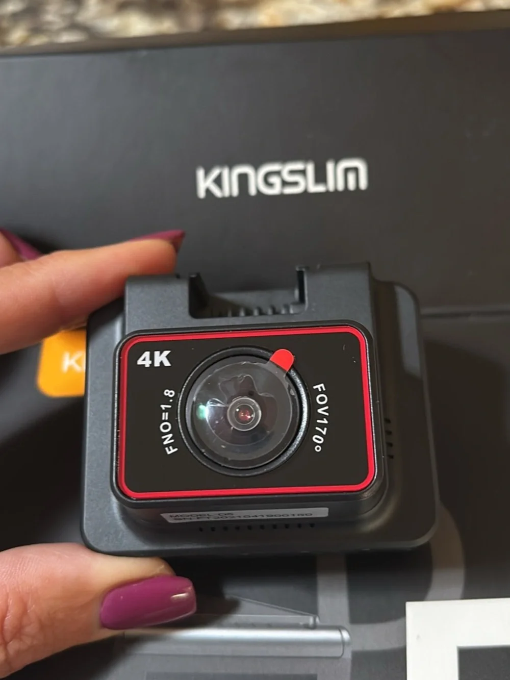 KIngslim D5 4K Dash Cam — Black with Red Trim